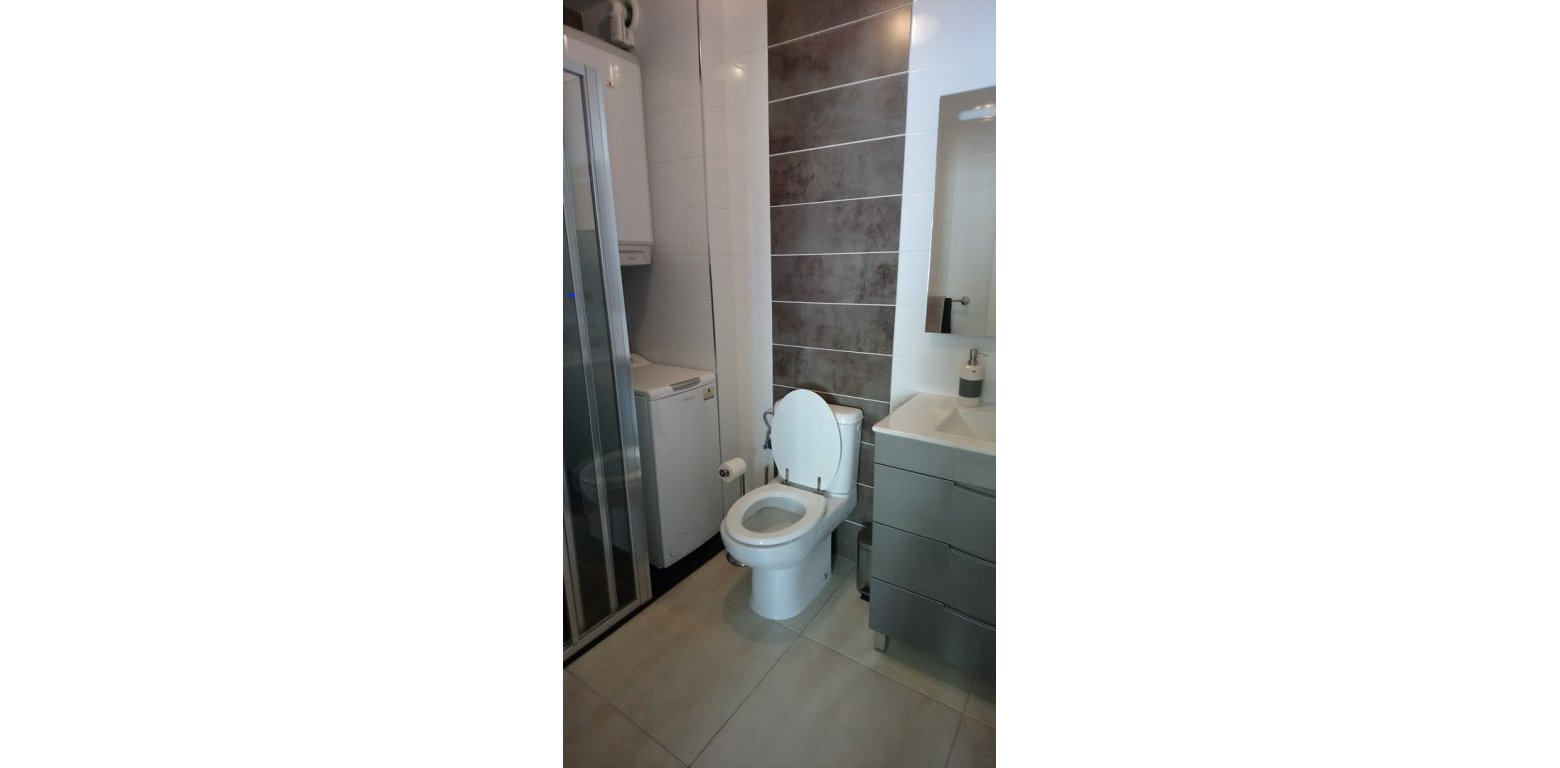 Apartment for sale in Villamartin family shower room