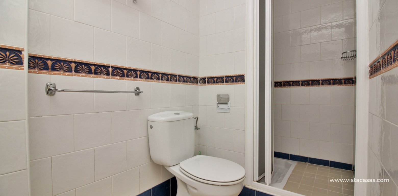 Ground floor apartment for sale Jumilla II Playa Flamenca en-suite bathroom