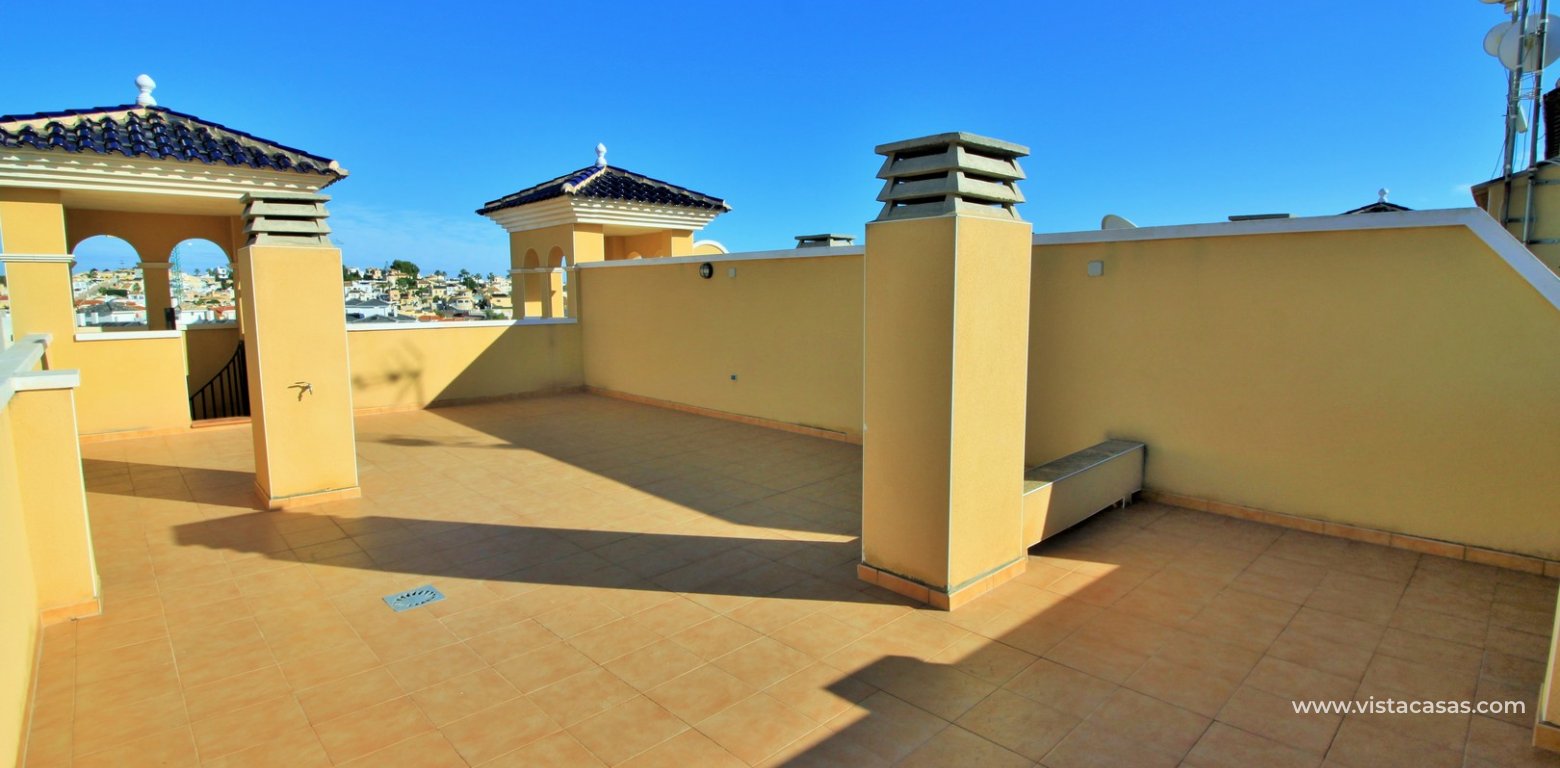 Penthouse for sale Fontana Golf II Villamartin roof terrace