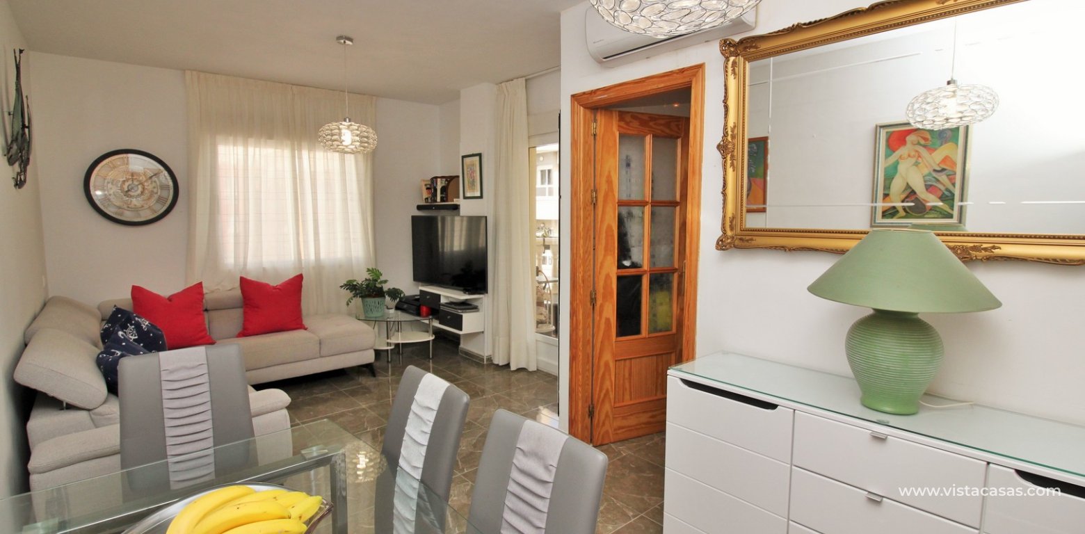 3 bedroom apartment for sale in Torrevieja lounge diner