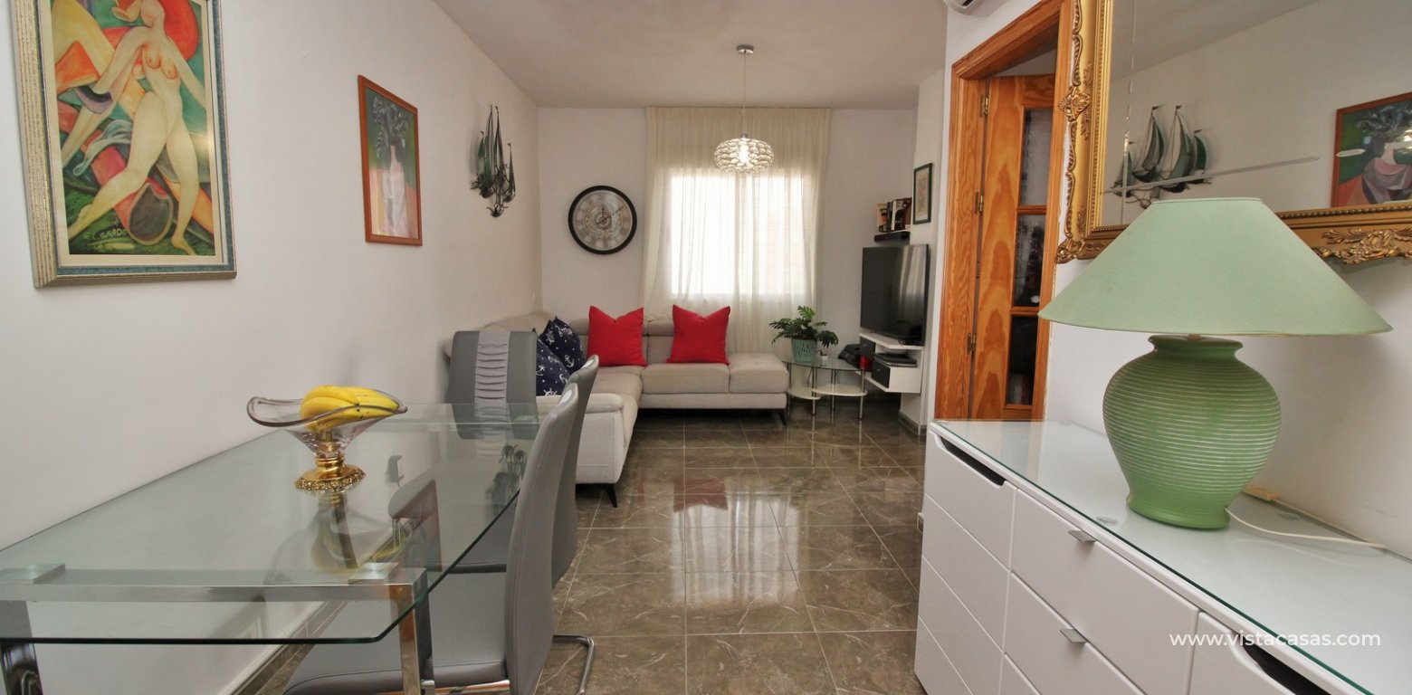 3 bedroom apartment for sale in Torrevieja lounge dining area