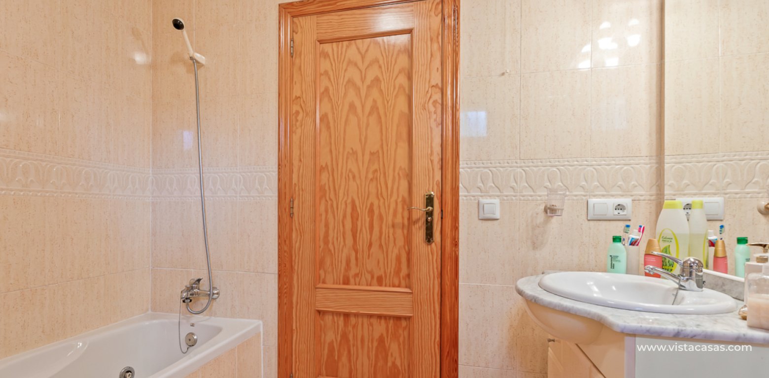 Sale - Villa - Algorfa