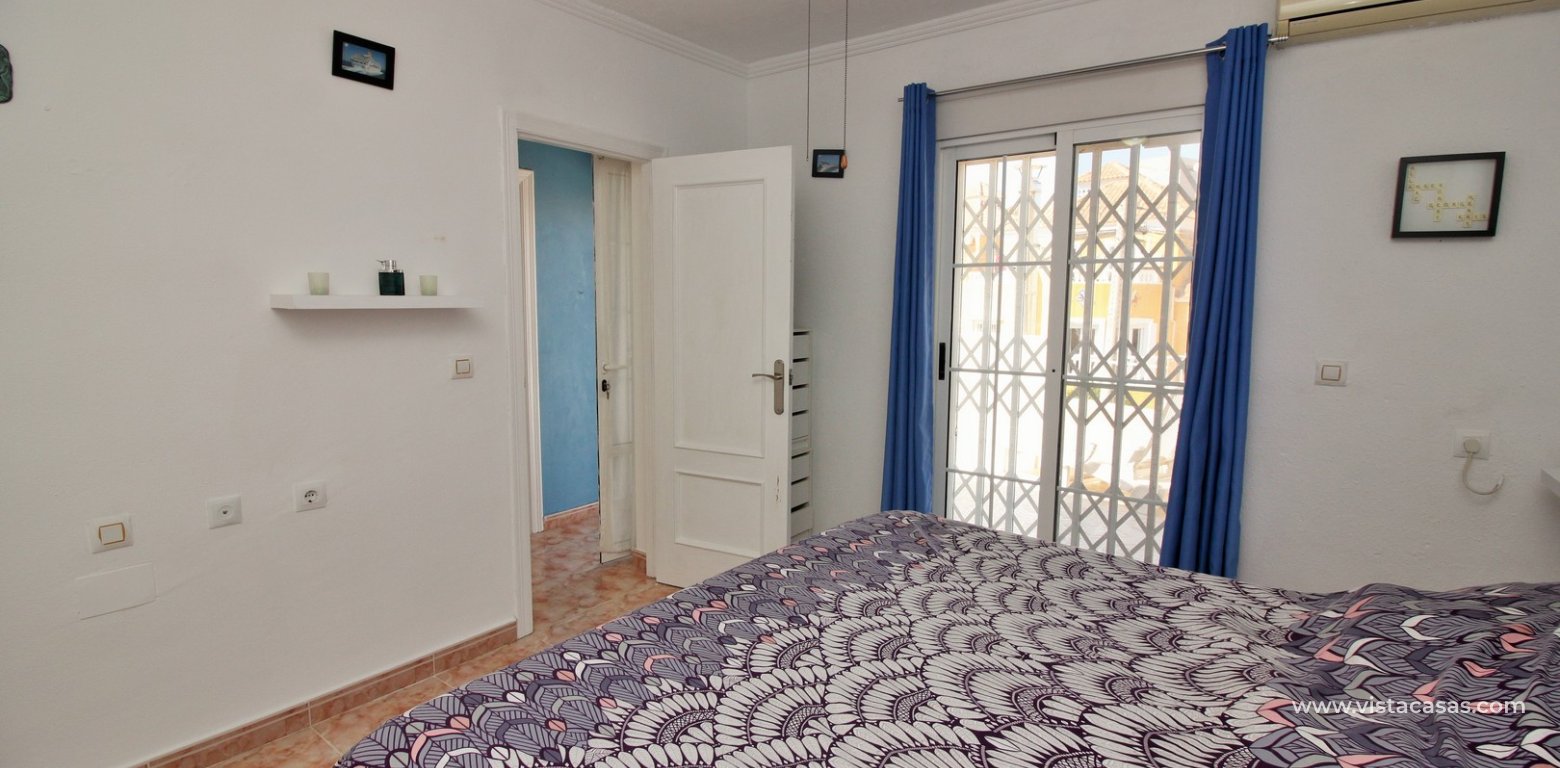 3 bedroom detached villa for sale in Villamartin Vistacasas master bedroom fitted wardrobes