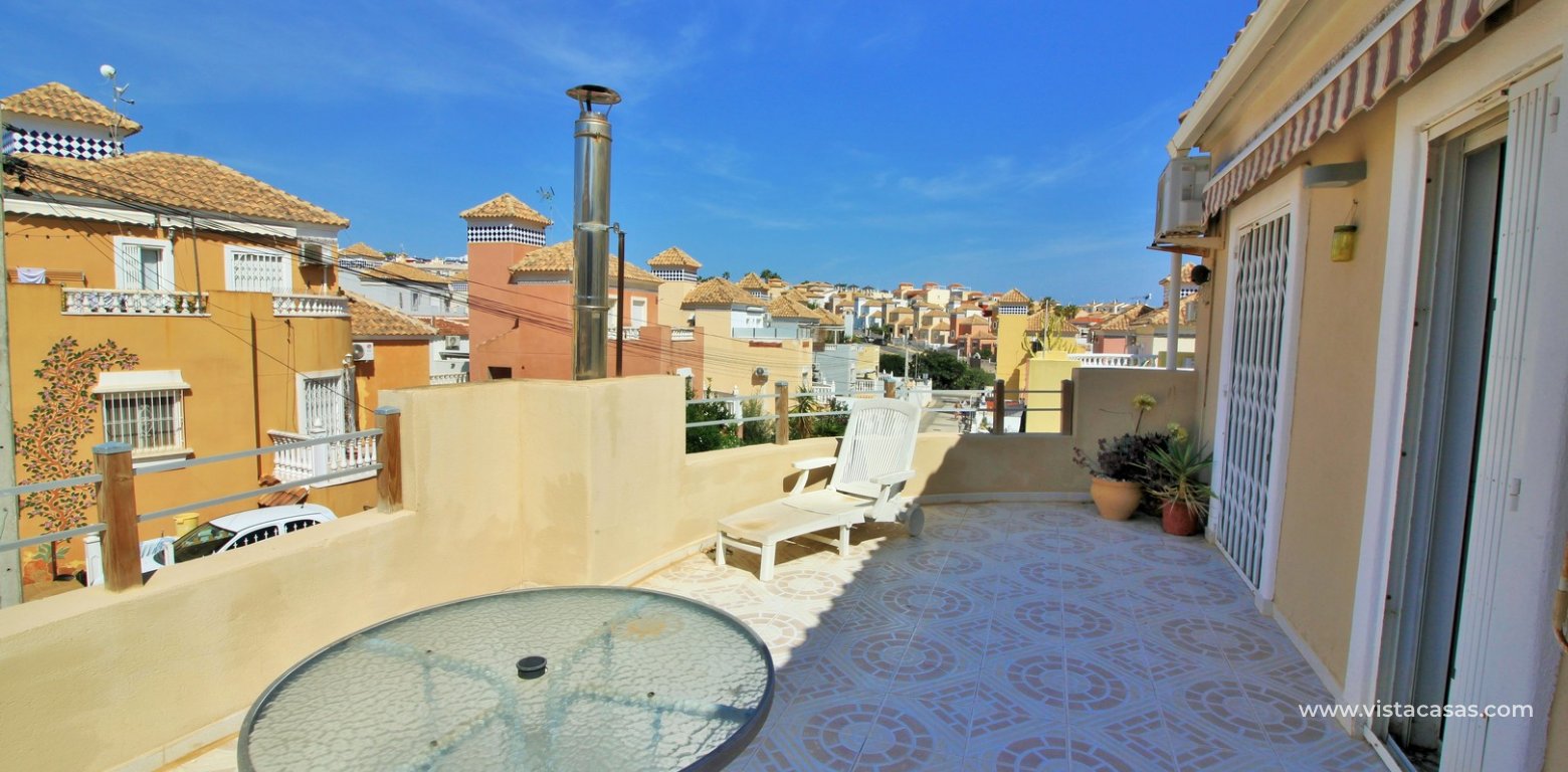 3 bedroom detached villa for sale in Villamartin Vistacasas roof terrace