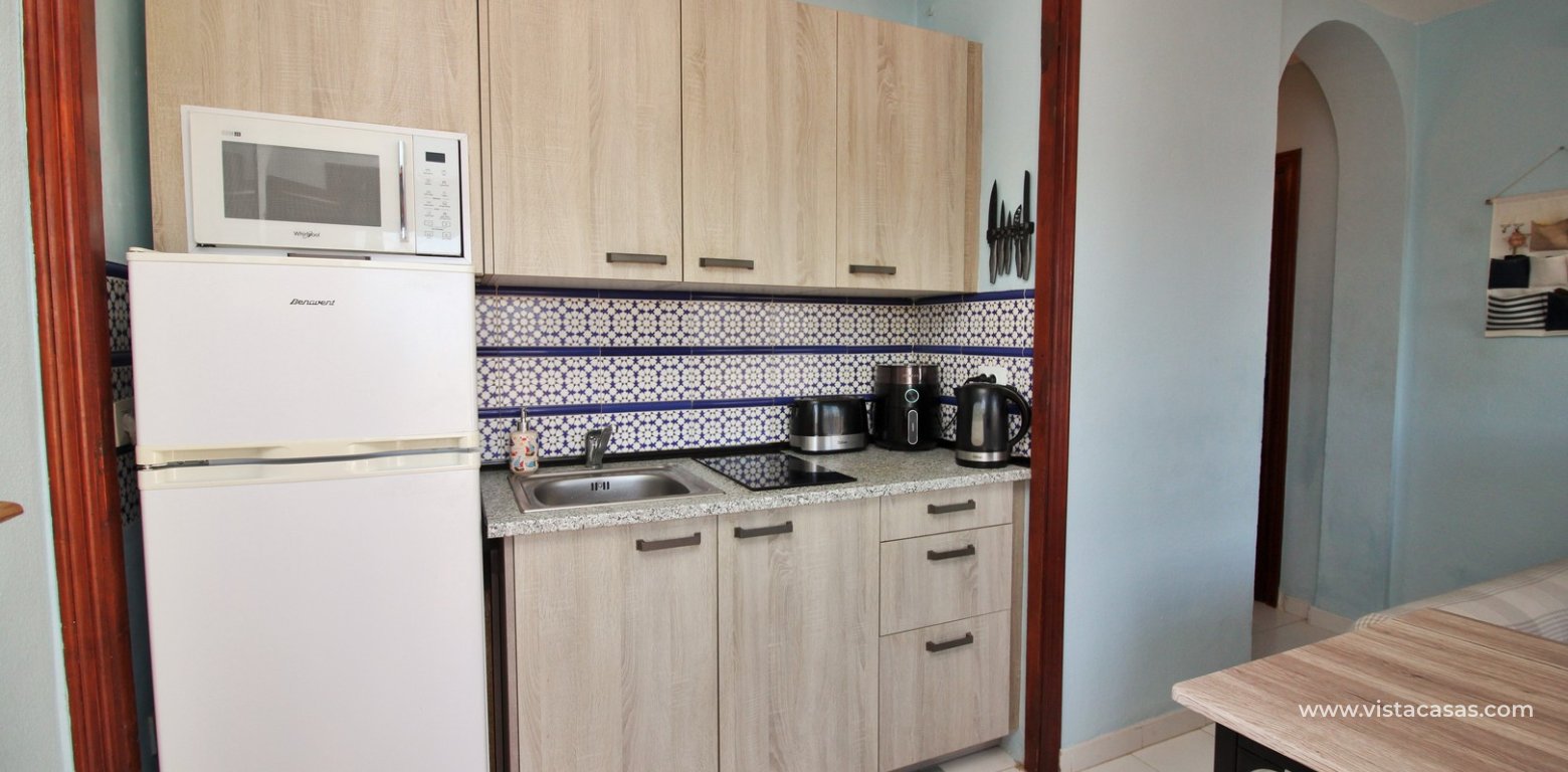 Top floor apartment for sale in El Mirador Villamartin kitchen