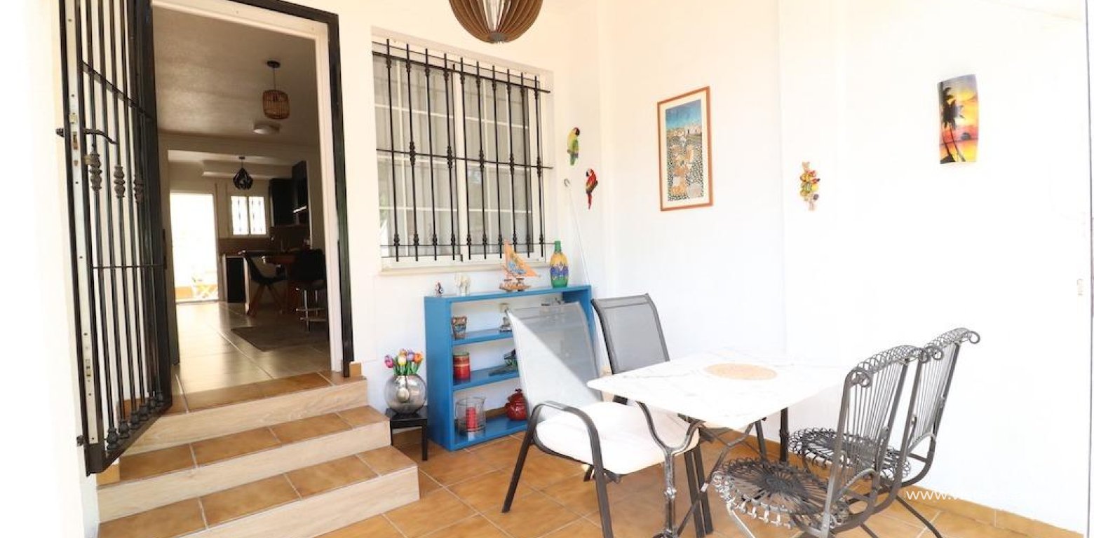 Resale - Bungalow - Pilar de la Horadada - Torre de la Horadada