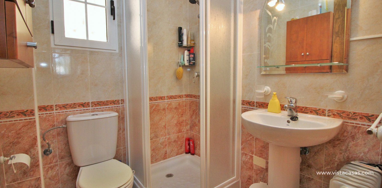 Townhouse for sale in Villamartin downstairs shower room