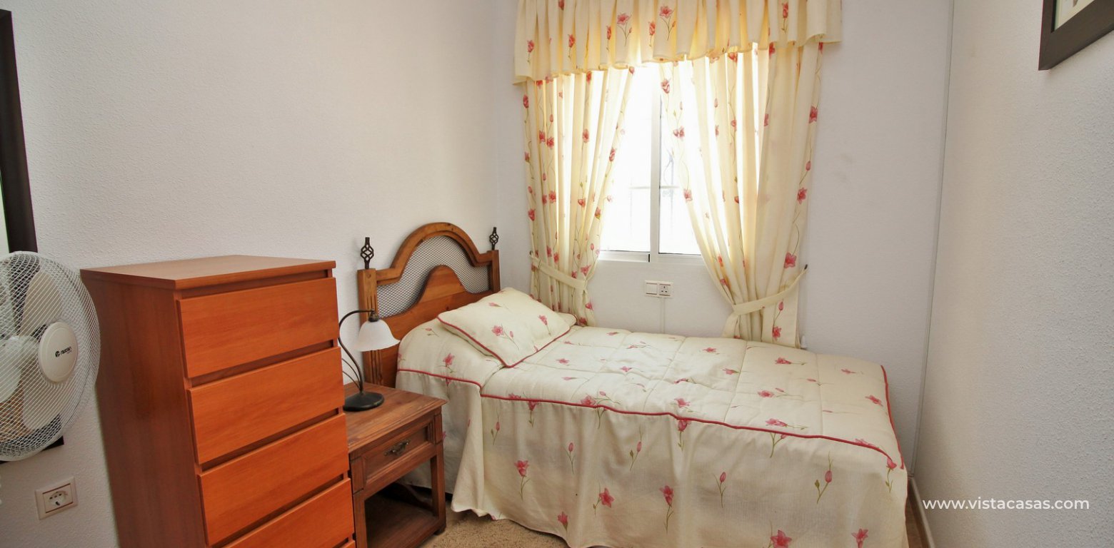 Townhouse for sale in Villamartin bedroom 3