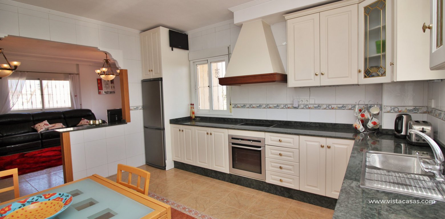 Detached villa for sale in Villamartin kitchen 2