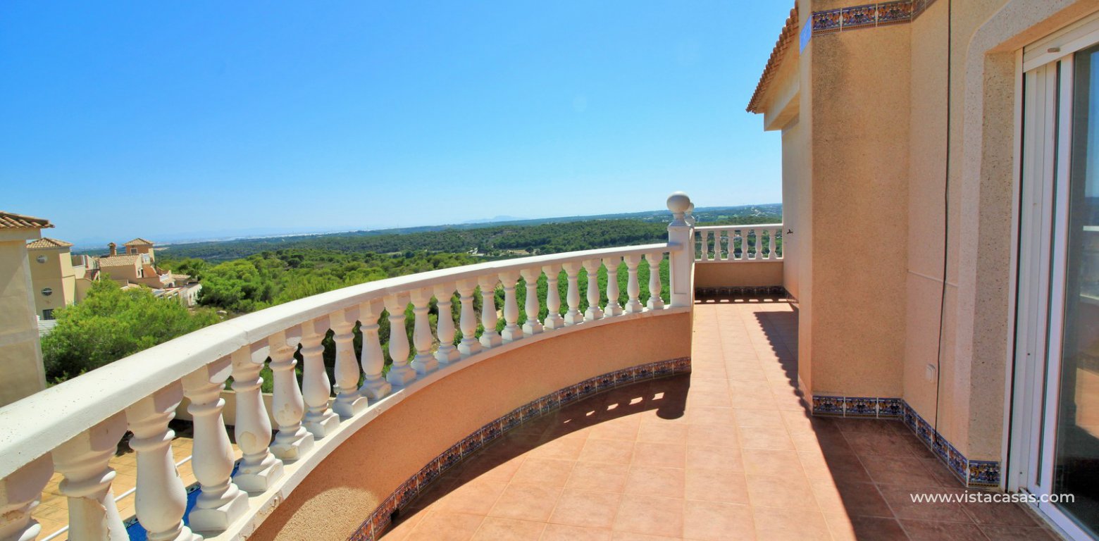 Detached villa for sale in Villamartin balcony views