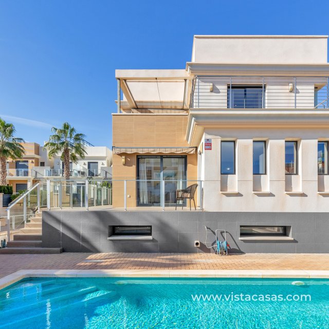 Chalet - Venta - La Zenia - La Zenia