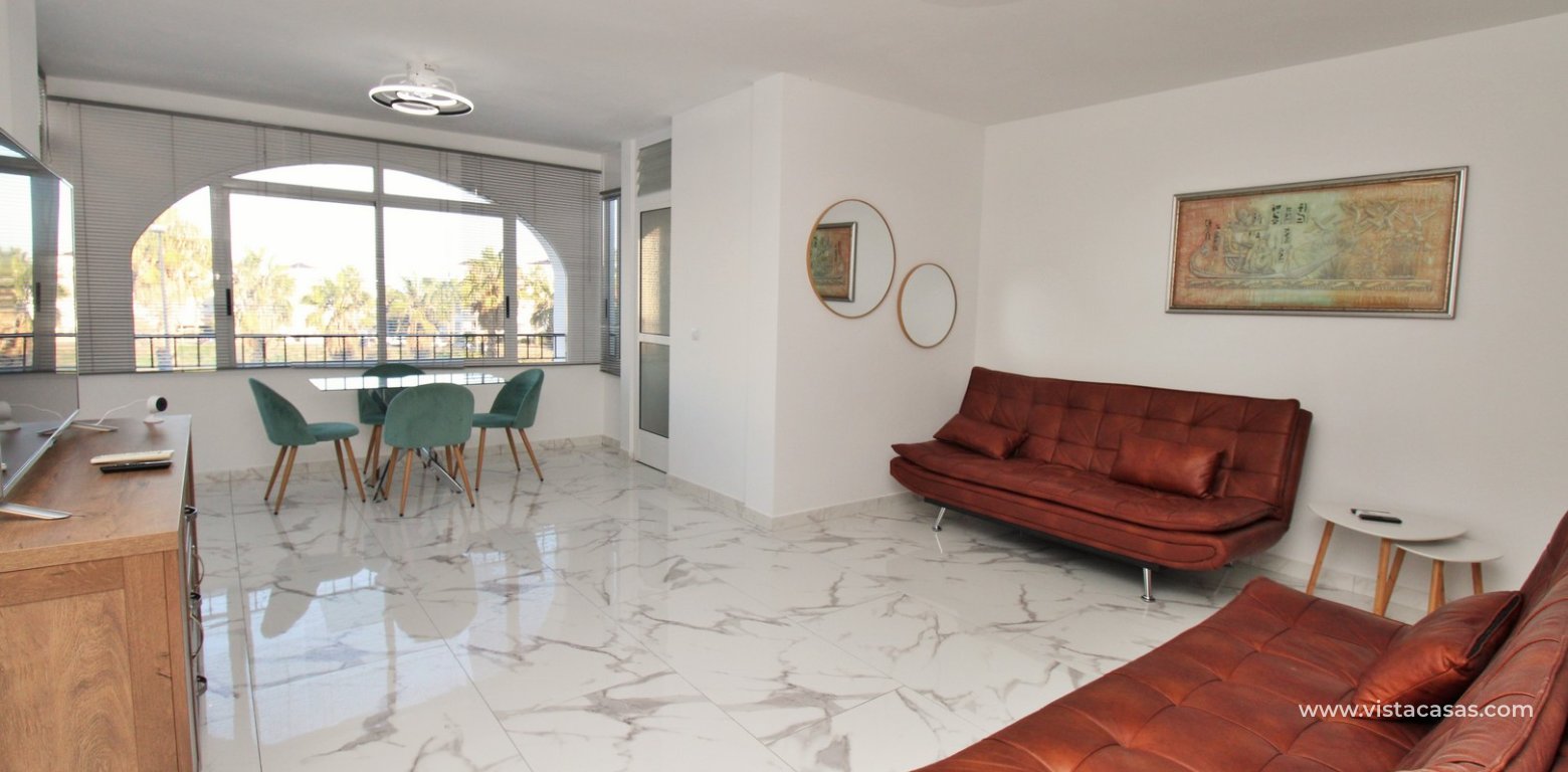 Renovated apartment for sale in the Villamartin Plaza