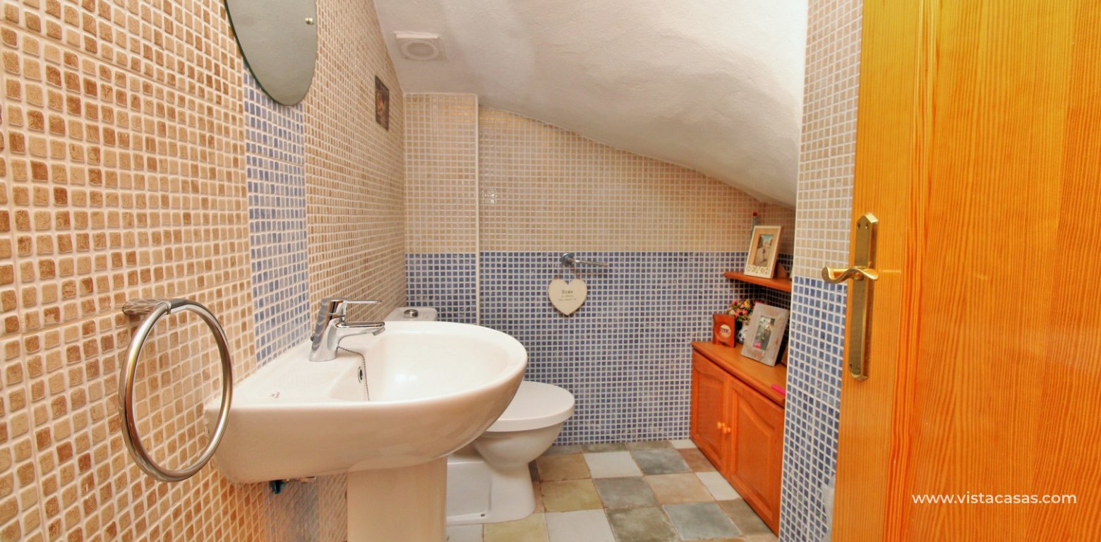 Townhouse for sale in Amapolas VII Playa Flamenca wc