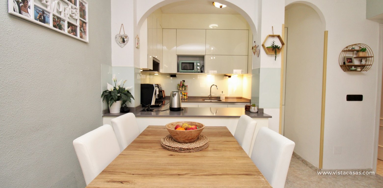 Renovated townhouse for sale Playa Flamenca IX dining area