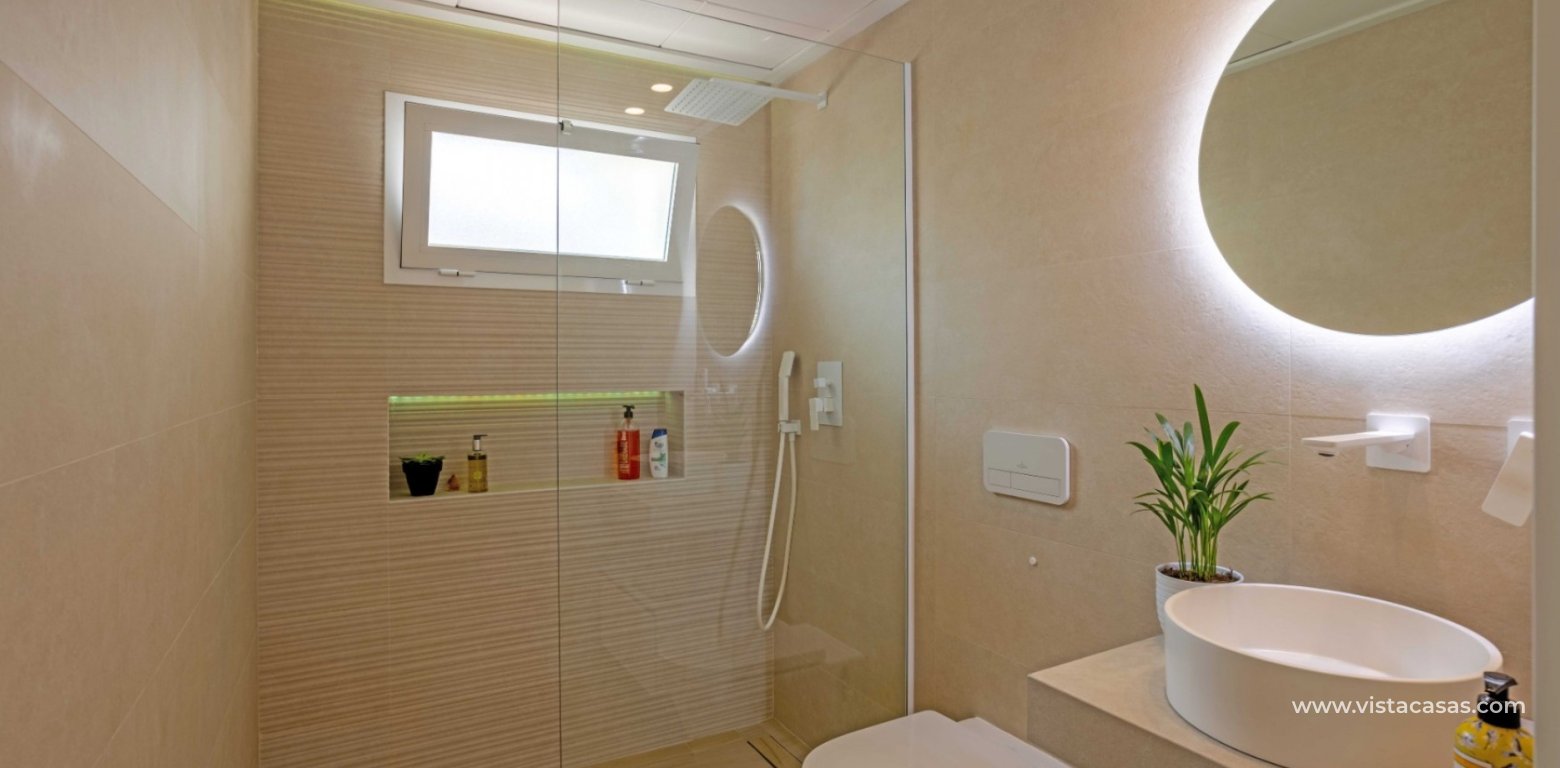 Resale - Apartment - Villamartin