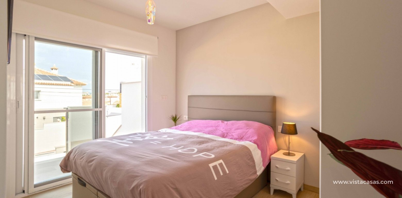 Resale - Apartment - Villamartin