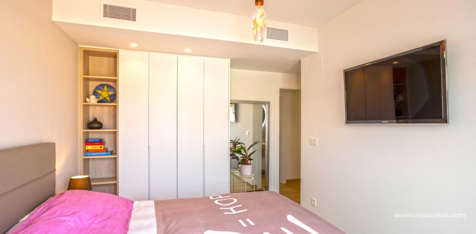 Resale - Apartment - Villamartin