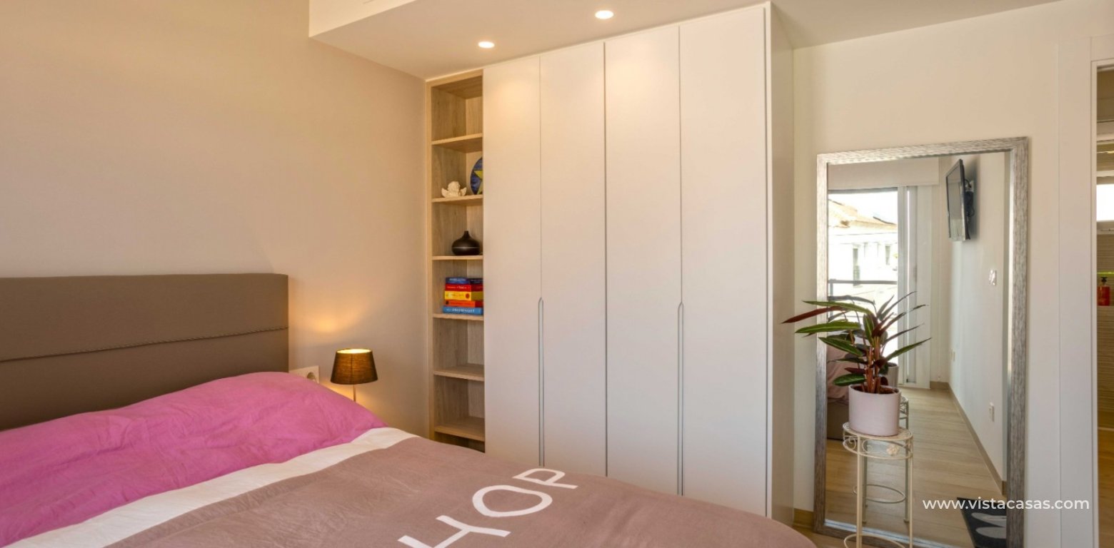 Resale - Apartment - Villamartin