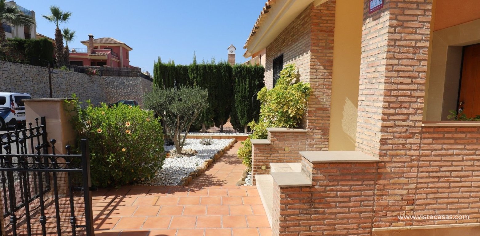 Sale - Villa - Algorfa - La Finca Golf Resort