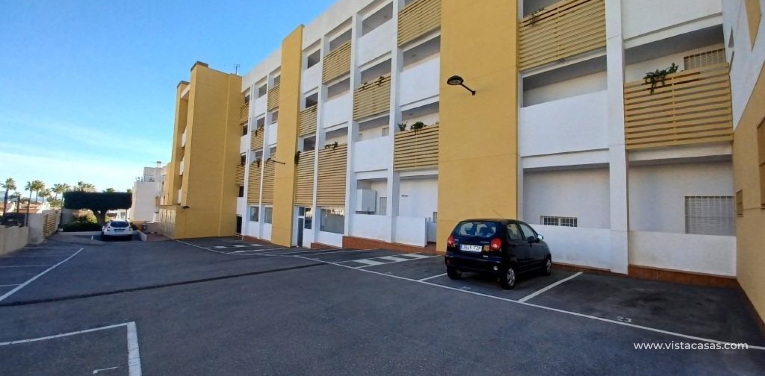 Resale - Apartment - Villamartin