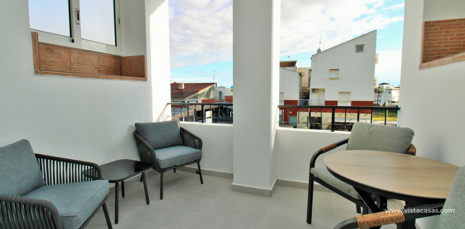 Renovated apartment for sale in the Villamartin Plaza