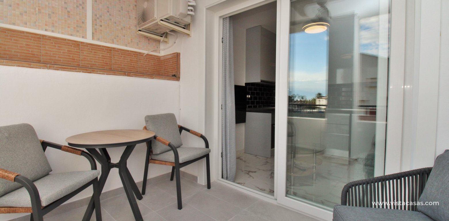 Renovated apartment for sale in the Villamartin Plaza balcony