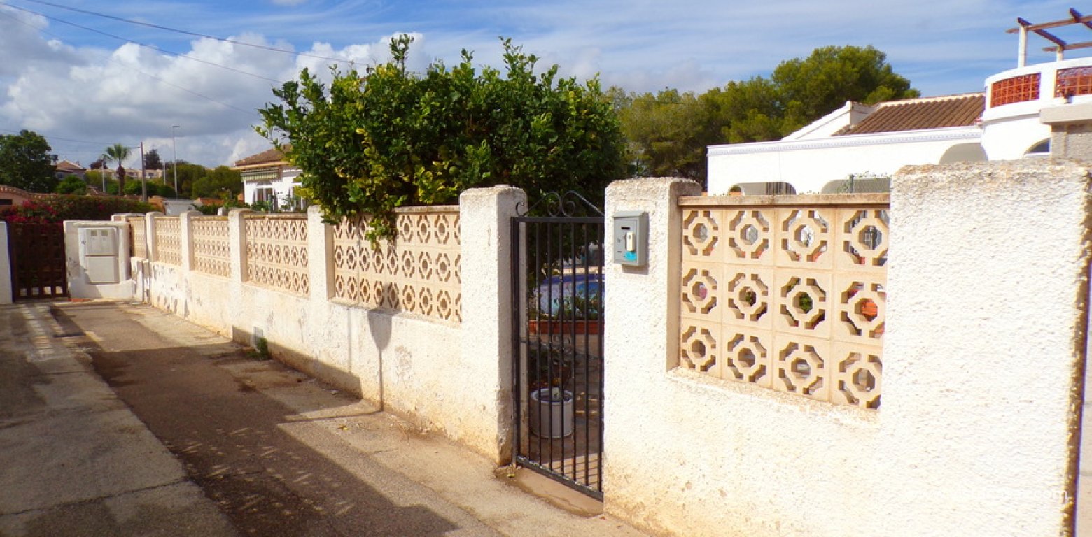 Resale - Villa - Villamartin