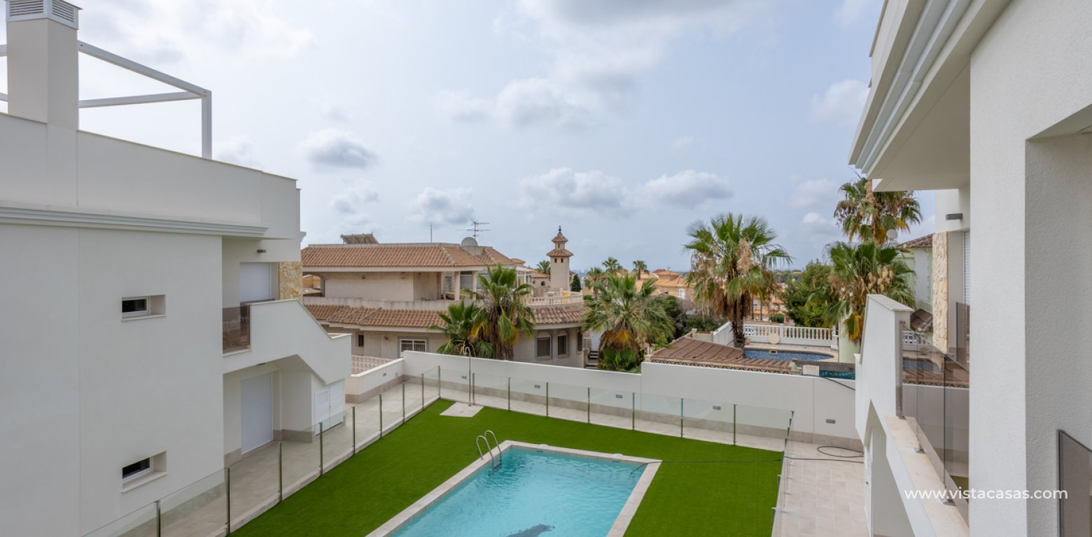 Resale - Apartment - Villamartin