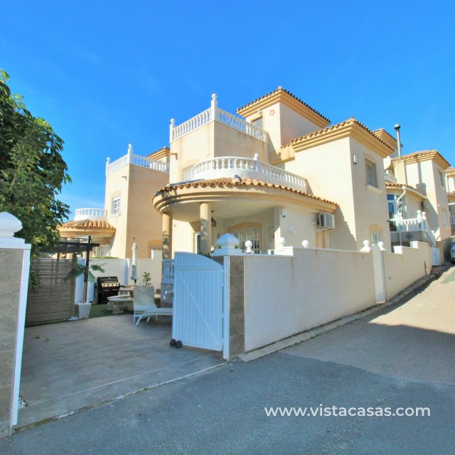 Chalet - Venta - Villamartin - Villamartin