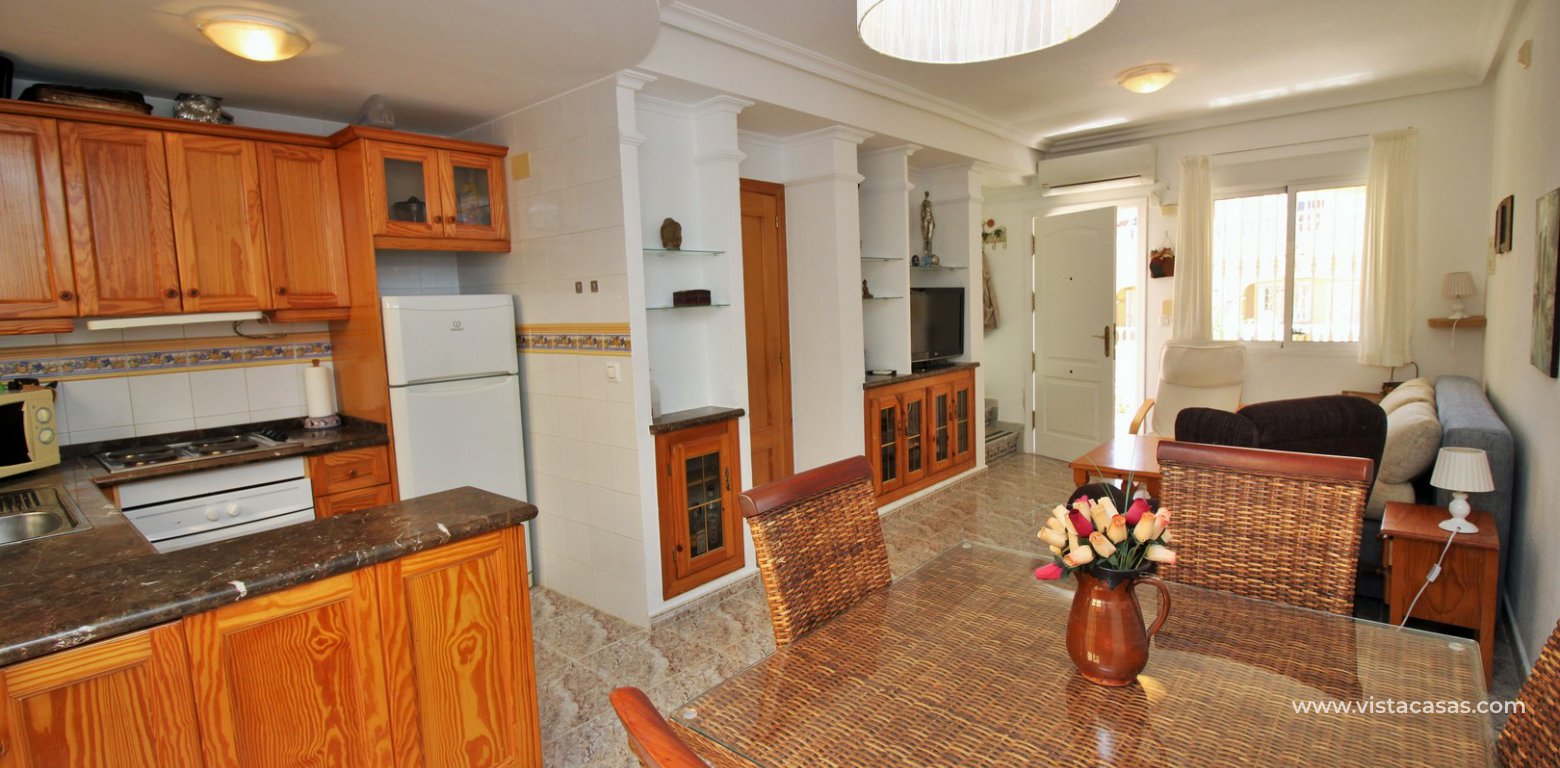 Townhouse for sale in Villamartin lounge dining area