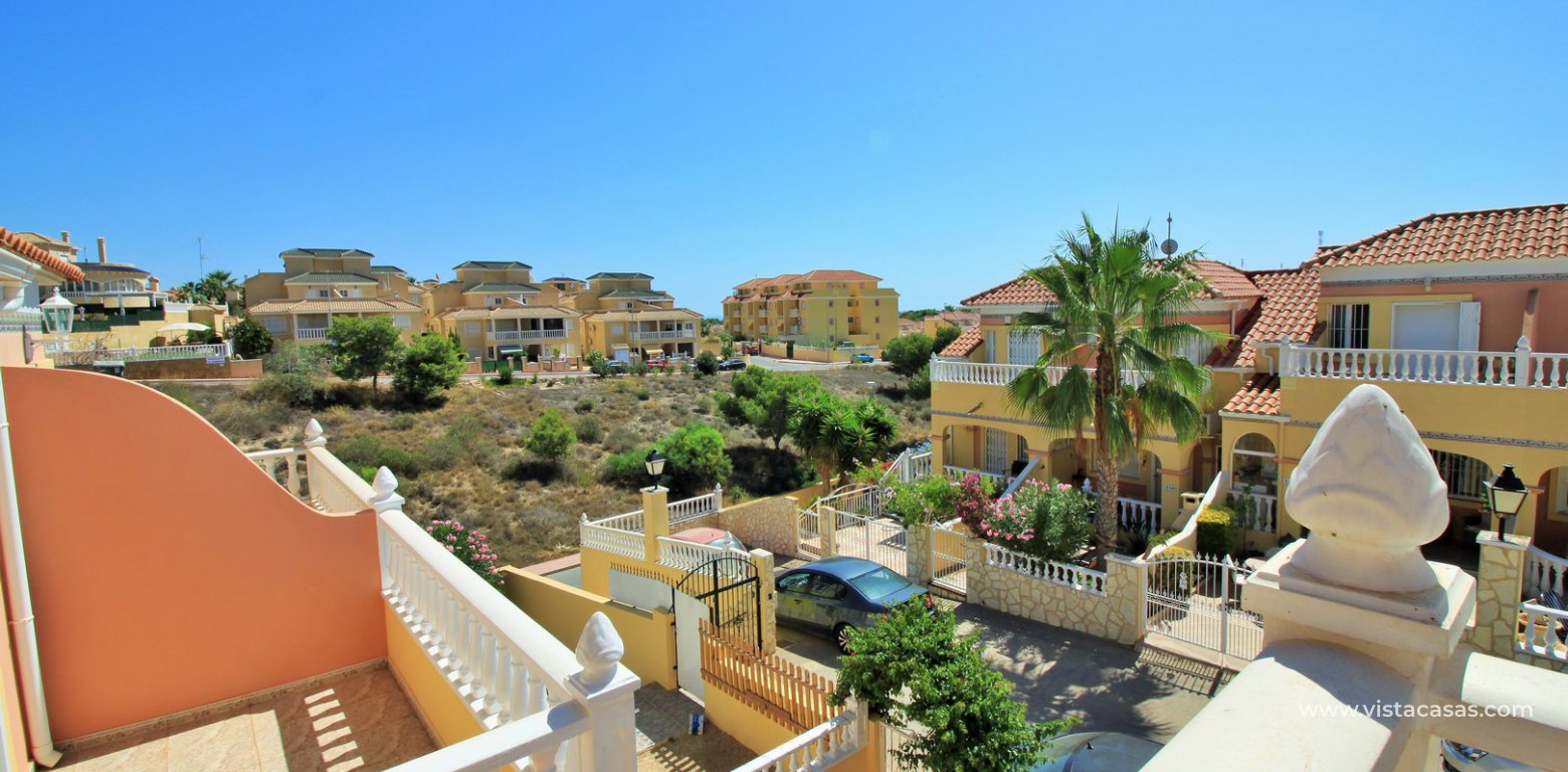 Townhouse for sale in Villamartin balcony views