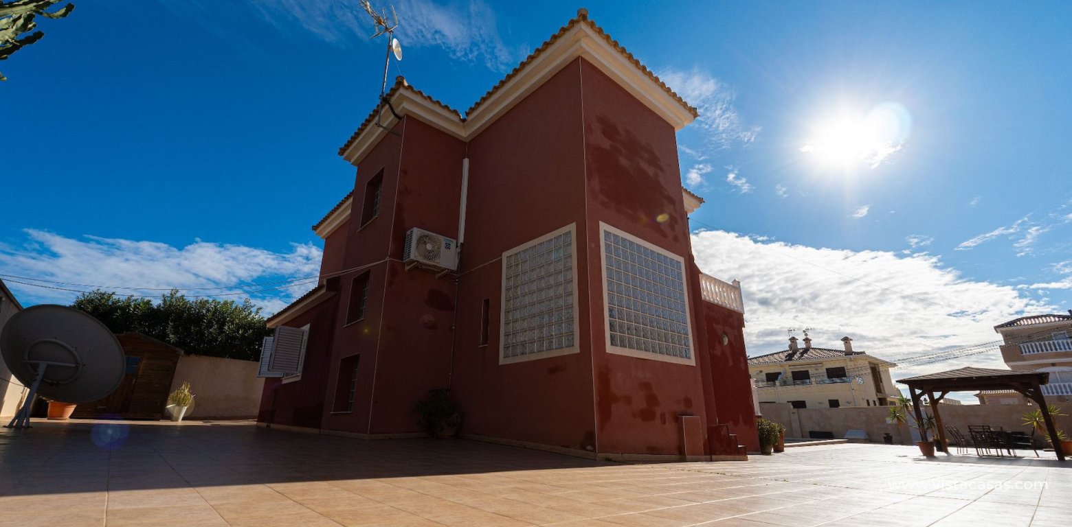 Vente - Villa - Torrevieja - Aguas Nuevas