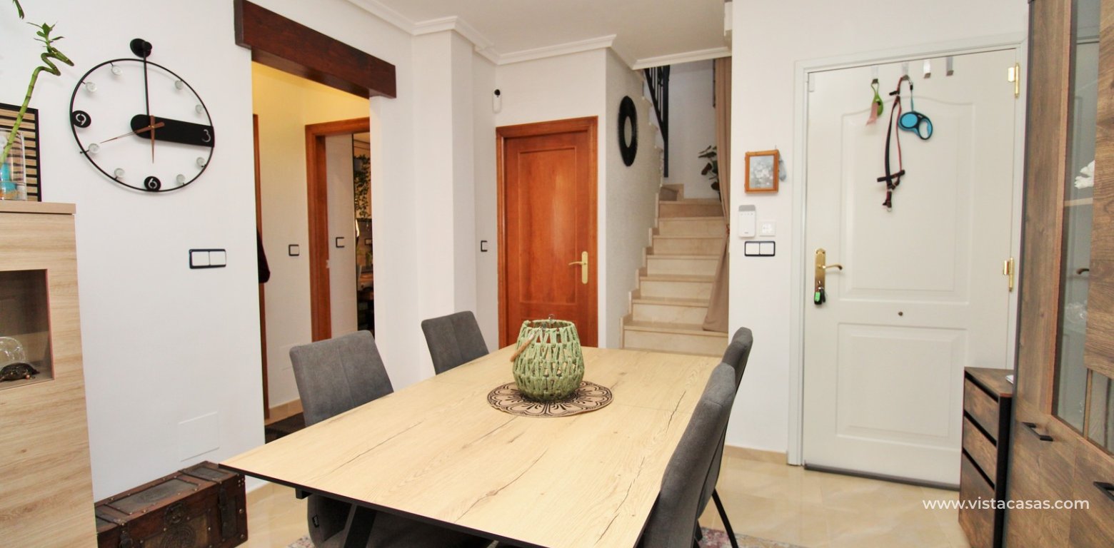 Townhouse for sale in Res. Paola IV, San Miguel de las Salinas dining area