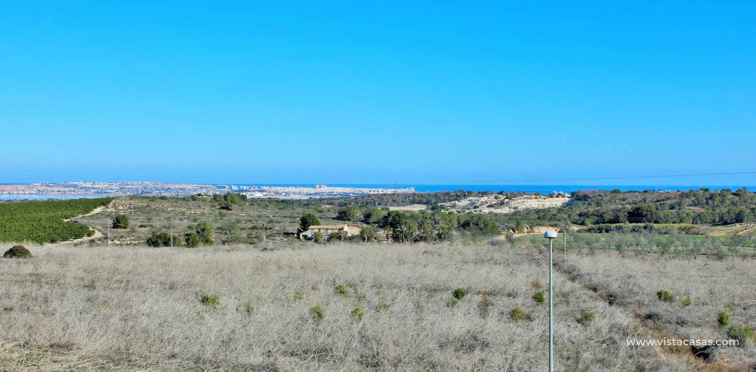 Townhouse for sale in Res. Paola IV, San Miguel de las Salinas sea views