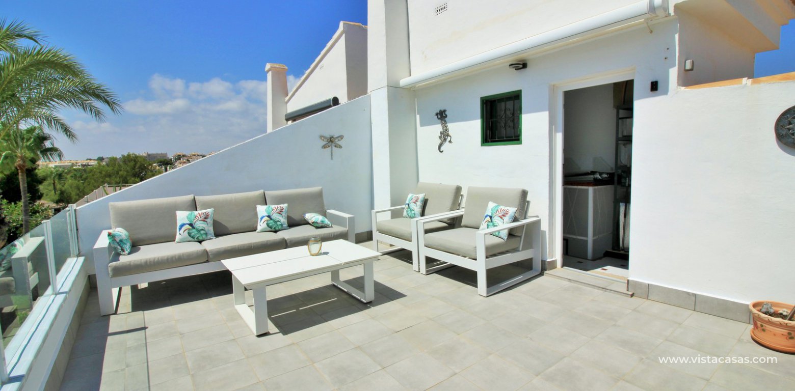 Townhouse for sale in Villamartin roof terrace