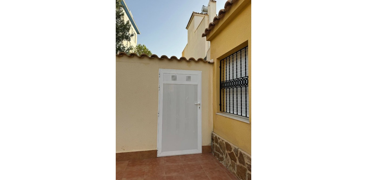 Resale - Townhouse - Orihuela Costa* - Villamartin*