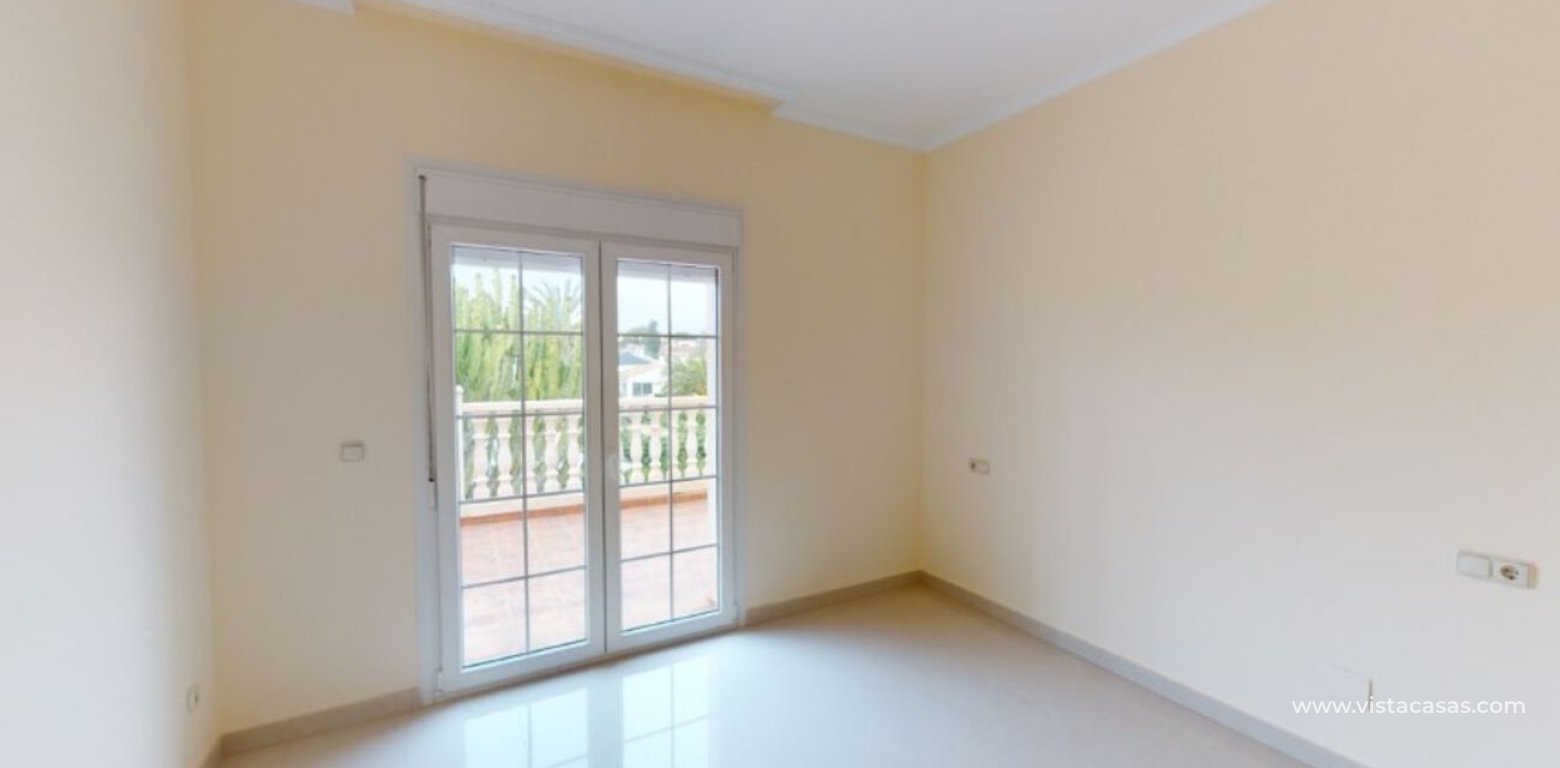 Wtórny - Villa - Cabo Roig