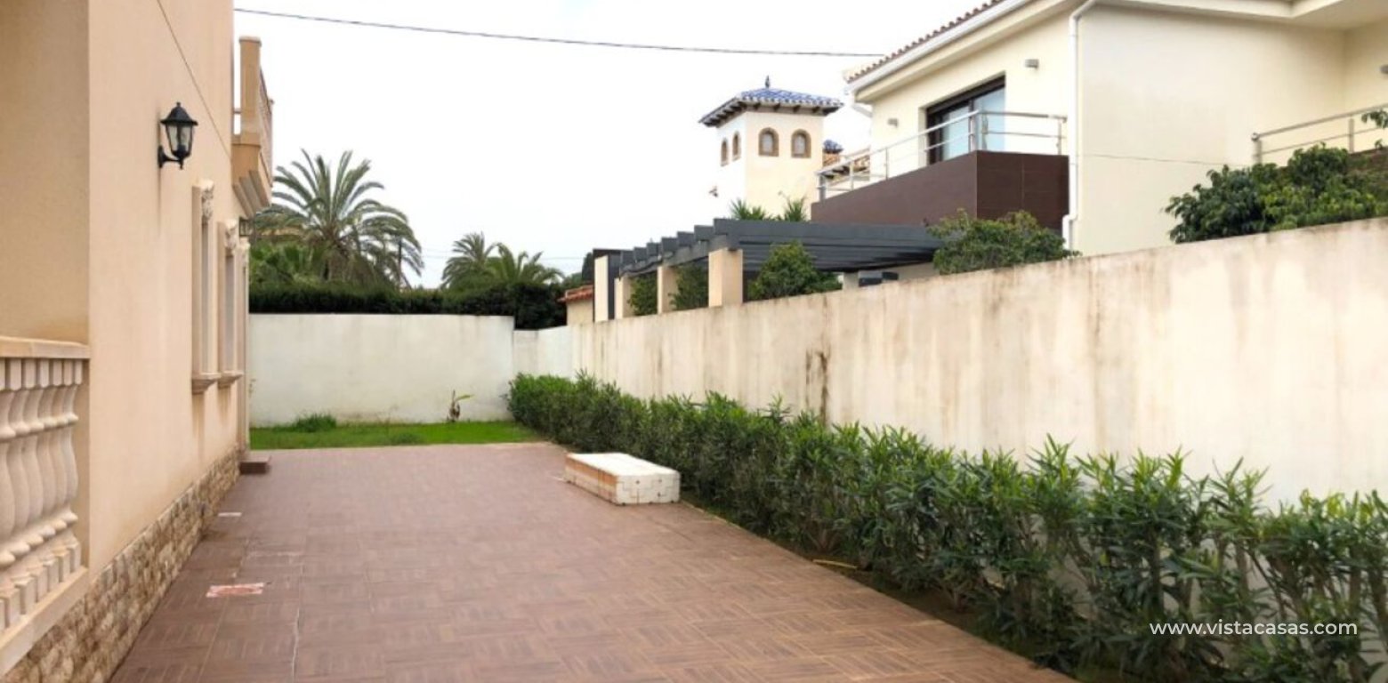 Wtórny - Villa - Cabo Roig