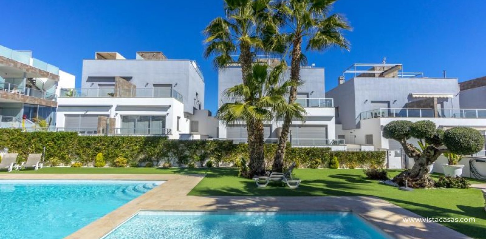 Resale - Townhouse - Punta Prima