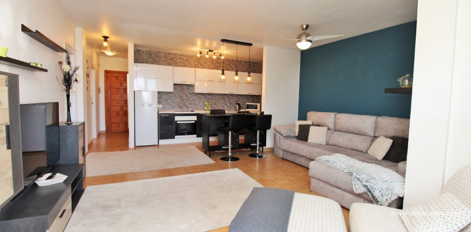 2 bedroom apartment for sale in the Villamartin Plaza lounge