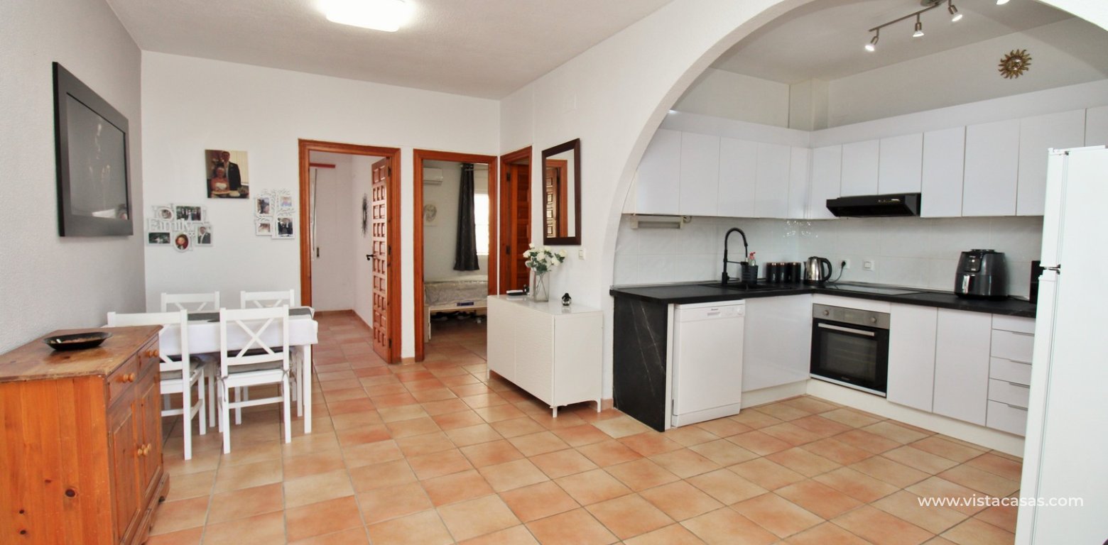 Townhouse for sale Blue Lagoon Villamartin dining kitchen area