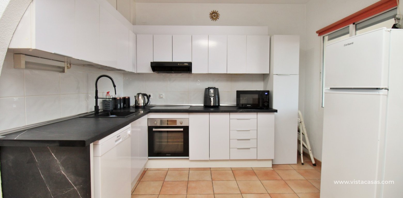 Townhouse for sale Blue Lagoon Villamartin kitchen