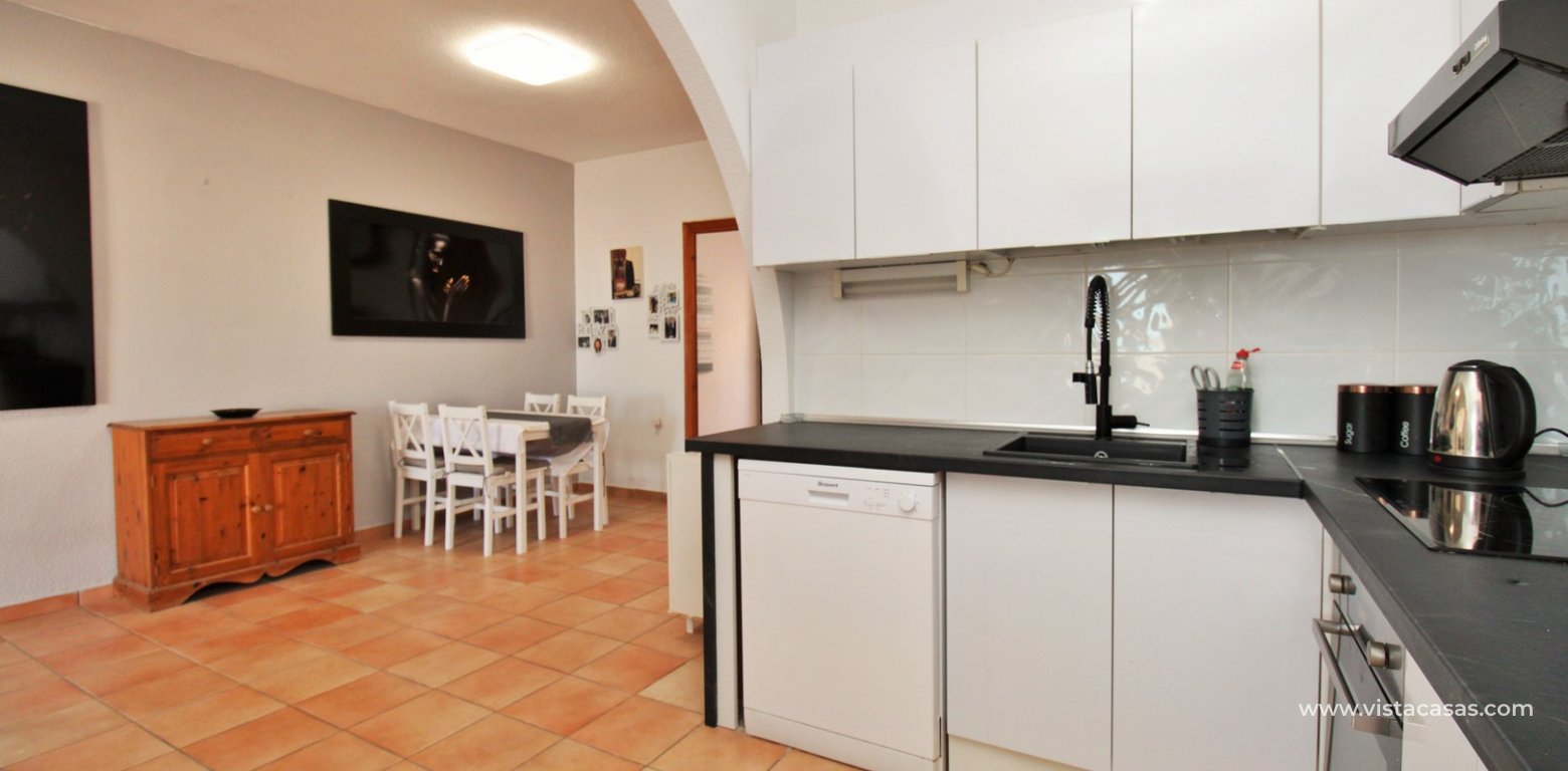 Townhouse for sale Blue Lagoon Villamartin new kitchen