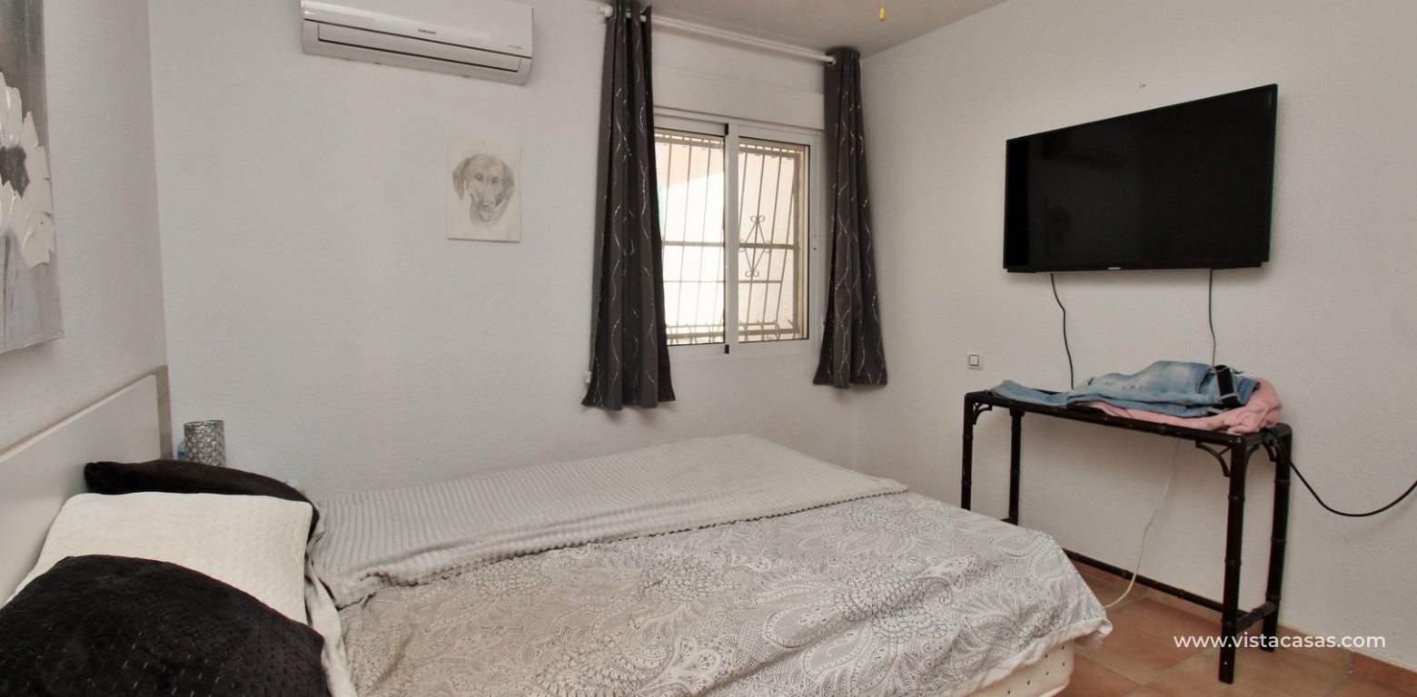 Townhouse for sale Blue Lagoon Villamartin master bedroom