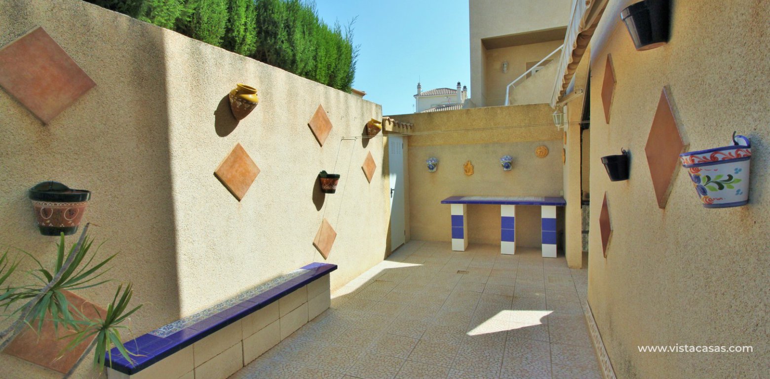 Townhouse for sale in Villamartin storage room