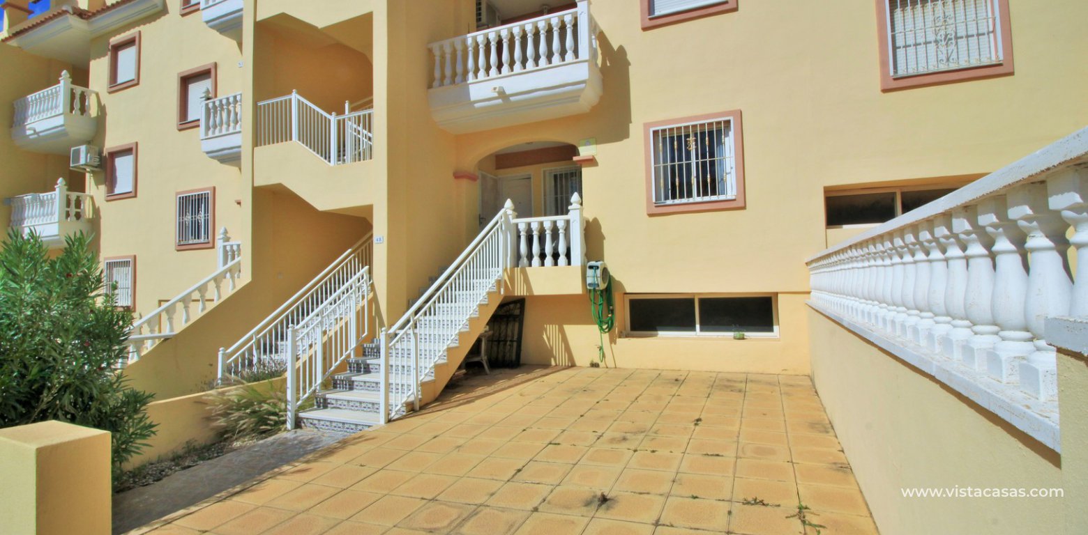 Apartment for sale in Villamartin front garden
