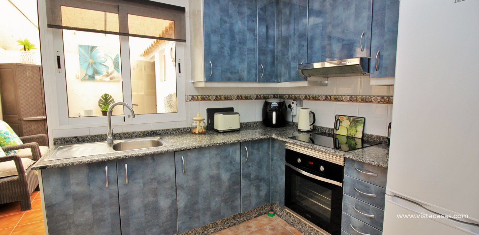 Townhouse for sale in Playa Flamenca kitchen