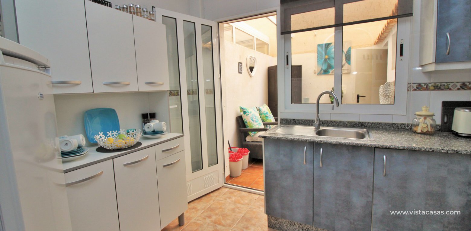Townhouse for sale in Playa Flamenca kitchen 2