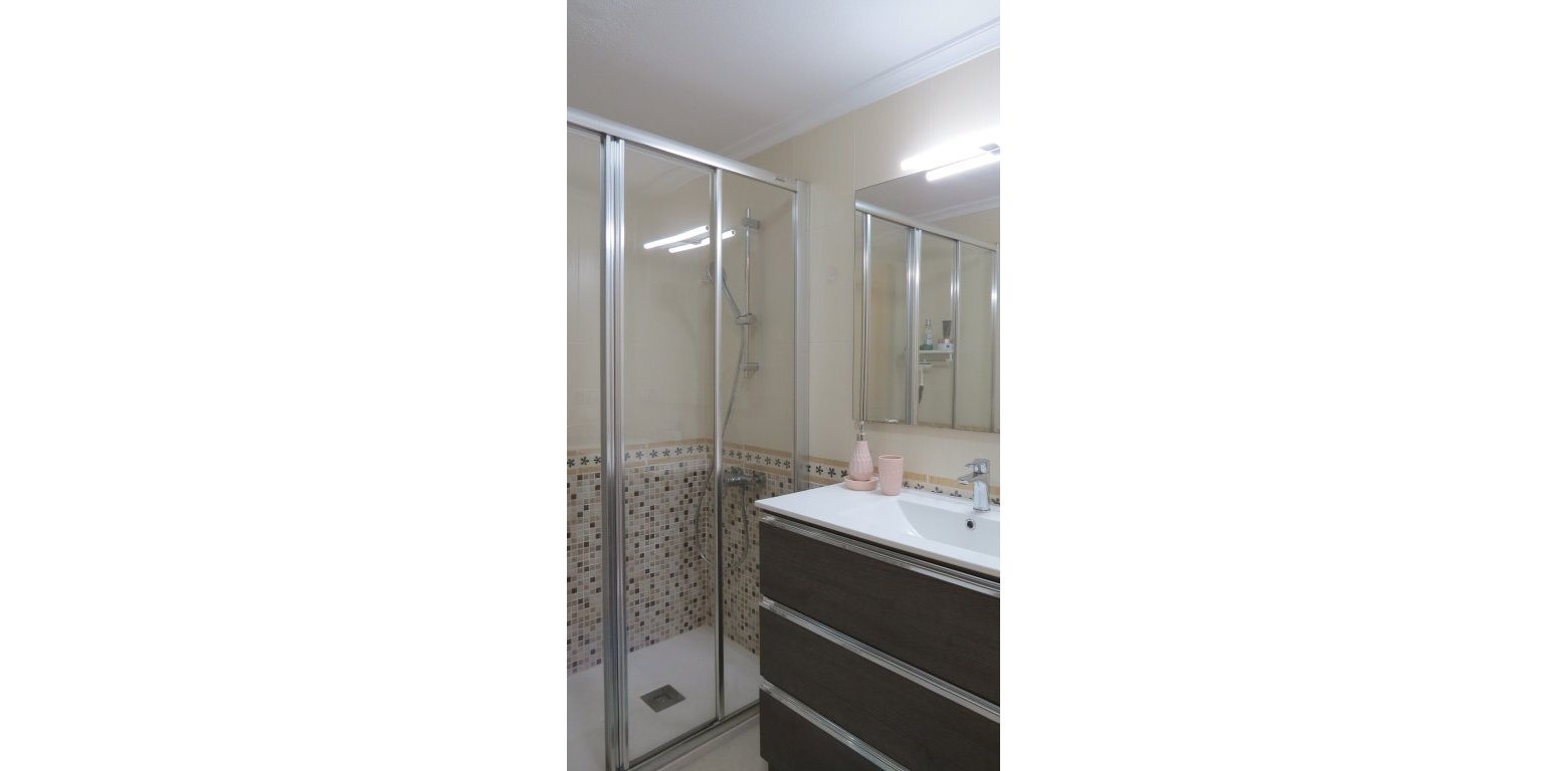 Resale - Apartment - Almoradí