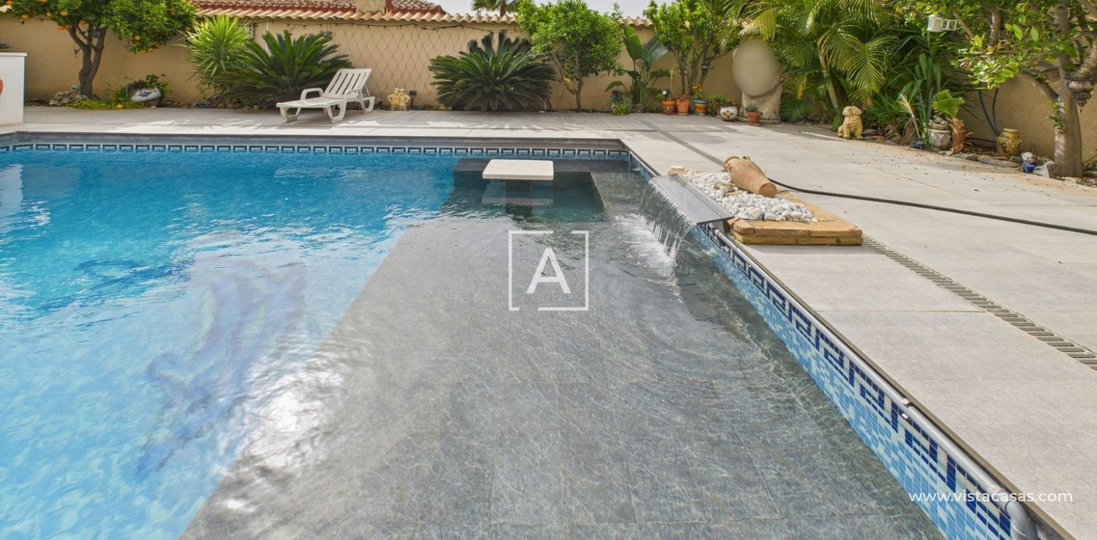 Resale - Villa - Pinar de Campoverde